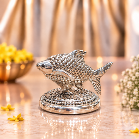 Silver Fish Idol